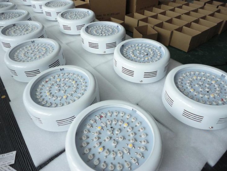 90W LED Grow Light IR Hydroponic System Plant UFO 30*3W